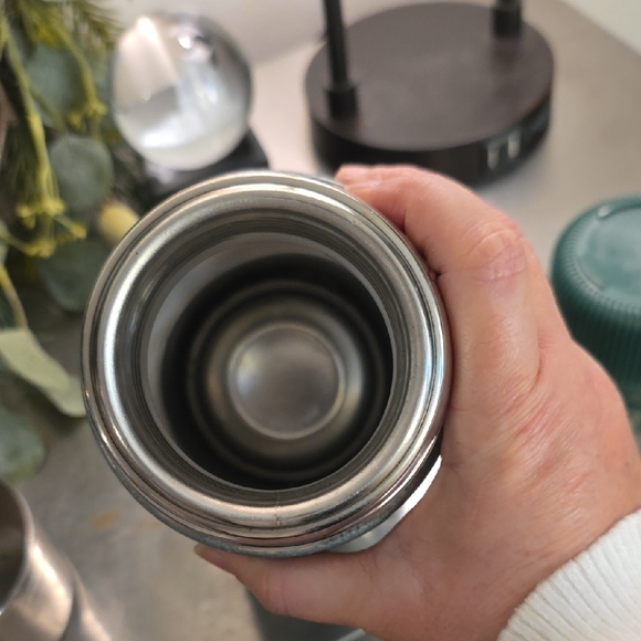 Stanley Classic Green and Silver Flask - Picture 5 of 5